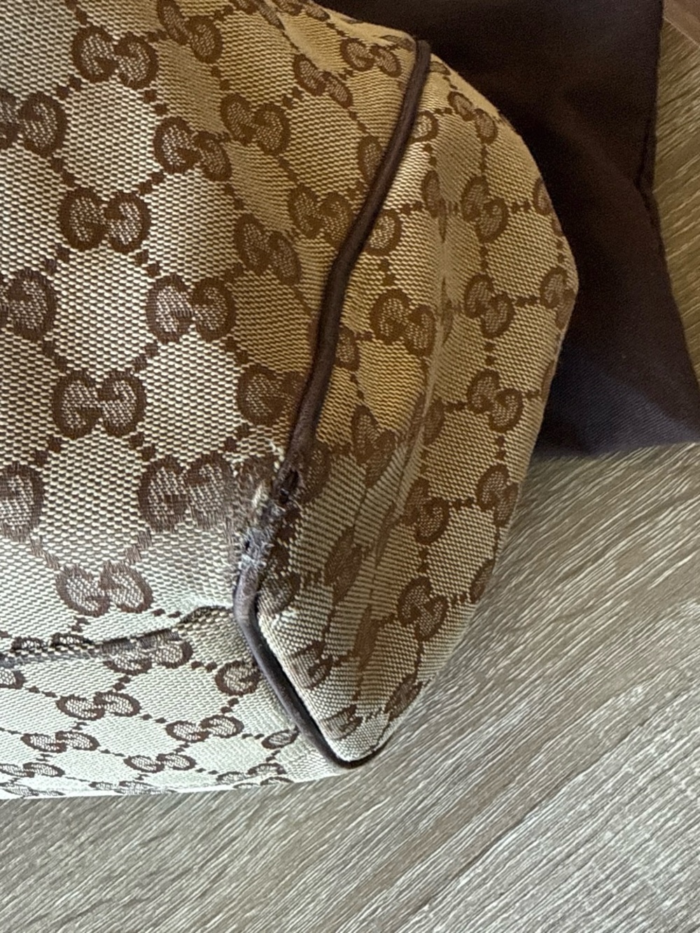 Gucci Beige GG Canvas Tote with Brown Leather Handles - Picture 4 of 8